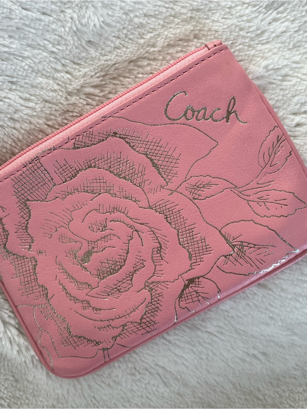 EUC Coach Rose Wristlet with Large Pink and Cream Stripes Hang Tag - Picture 8 of 13